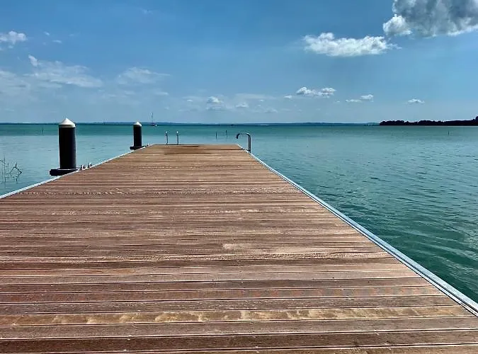 Fuzliget Ezuestnyar Daire Balatonfůzfő