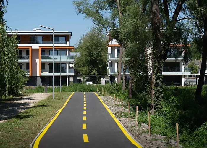 Daire Fuzliget Ezuestnyar