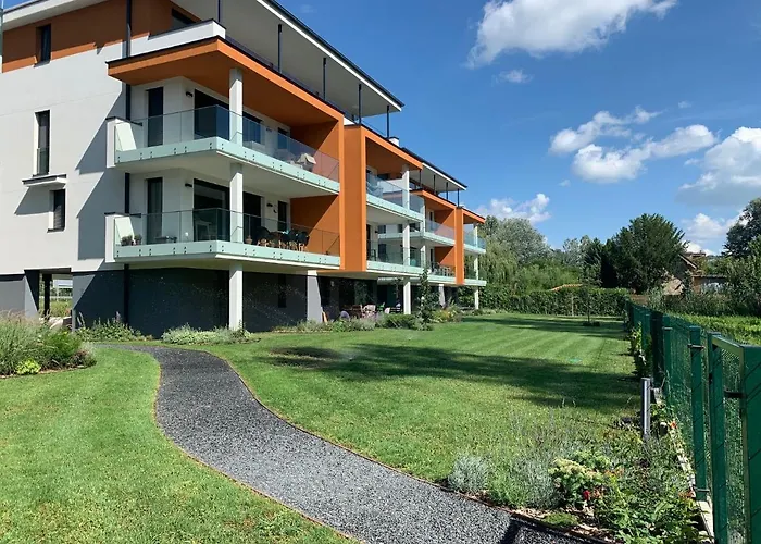 Fuzliget Ezuestnyar Daire